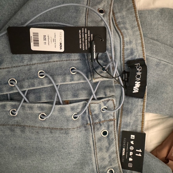 Fashion nova jeans - Picture 5 of 6